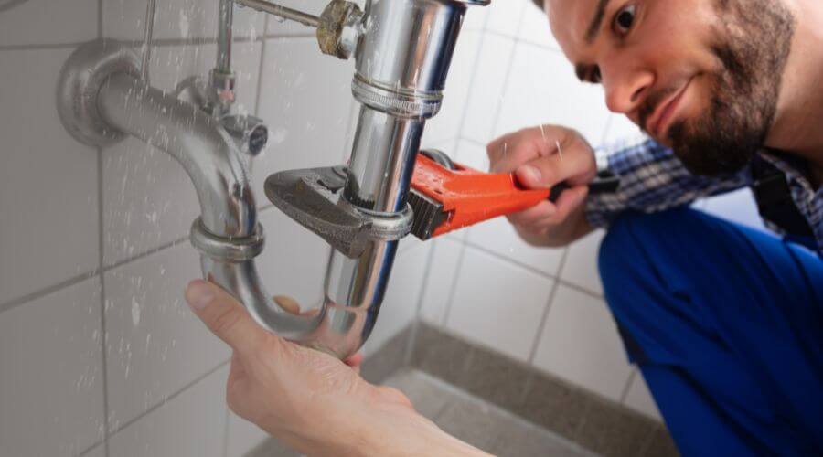 Expert burst pipe repair services in Mozelle, KY